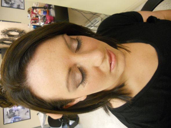 Makeup inspiration for brunette/brown-eyed bride? :  wedding Random 458
