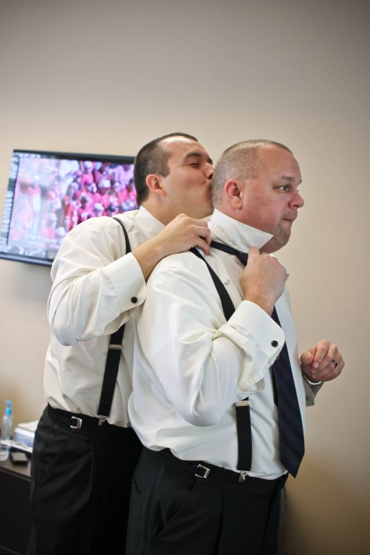 **10/22/11 Recap...getting ready** :  wedding getting ready ohio 077