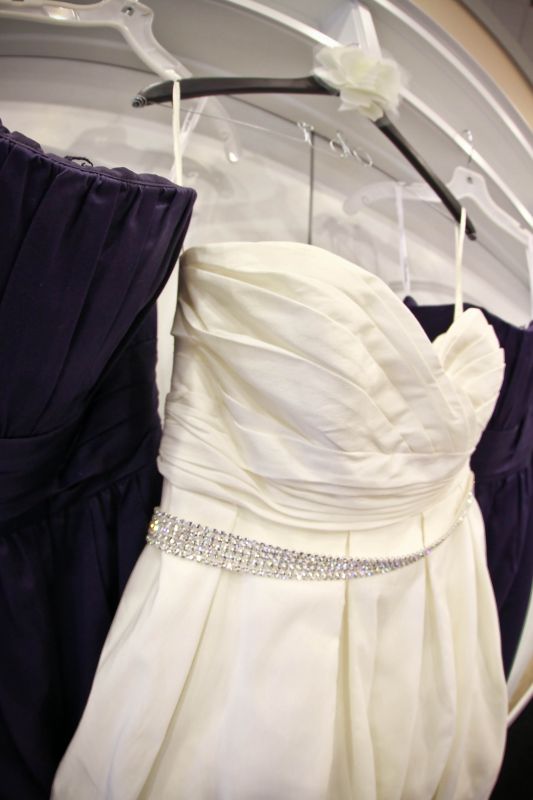 **10/22/11 Recap...getting ready** :  wedding getting ready ohio D7