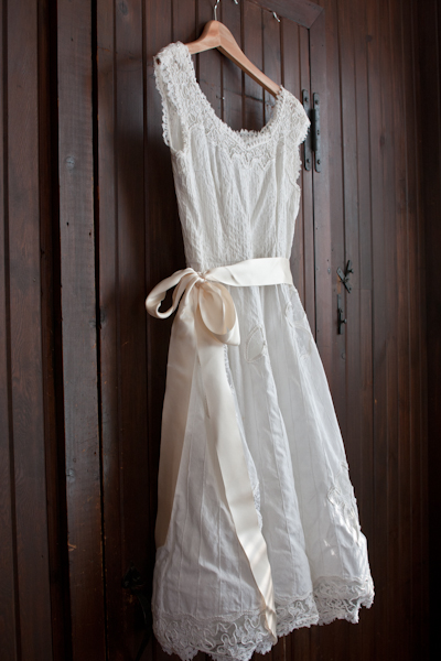 1940 Vintage Short Tea Length Wedding Dress Gown Ivory For Sale by Ms Candy