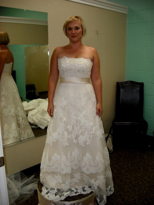 Found the dress I think... need affirmation! :  wedding casablanca 2010 casablanca 1900 DSCF4635