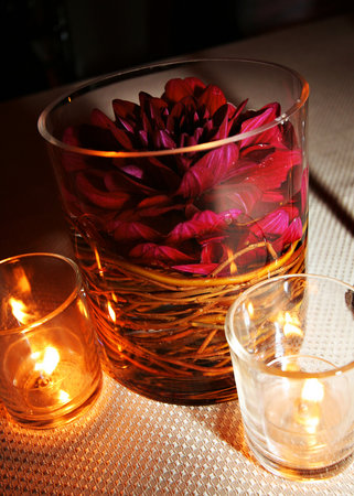 Does anyone know what type of flower this is? :  wedding Beige Red Brown 04
