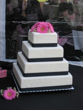 Our wedding Cake wedding black pink white cake Cake4