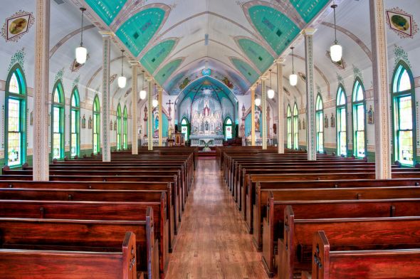 Are pew decorations really necessary? : wedding Stmarysinterior