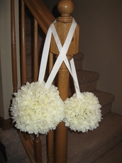 Share photos of your dollar tree decorations here! :  wedding centerpiece decor dollar tree budget Pomander1