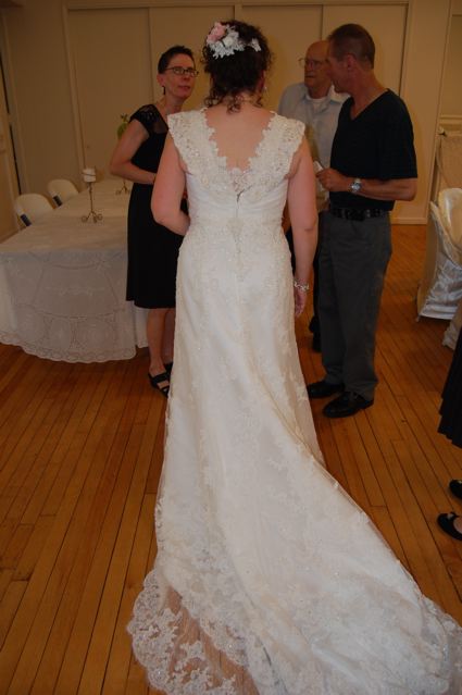 Non strapless dresses! show me pictures of yours! :  wedding non strapless short pictures DSC 2374
