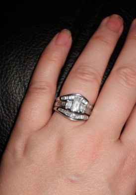 For those who don't have a Set Ering with band :  wedding On My Finger Smaller