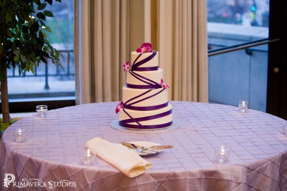 Pictures of your non-fondant cake... :  wedding cake buttercream fondant AlisonLuke 1537