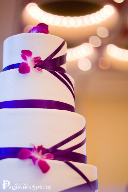 Pictures of your non-fondant cake... :  wedding cake buttercream fondant AlisonLuke 1538