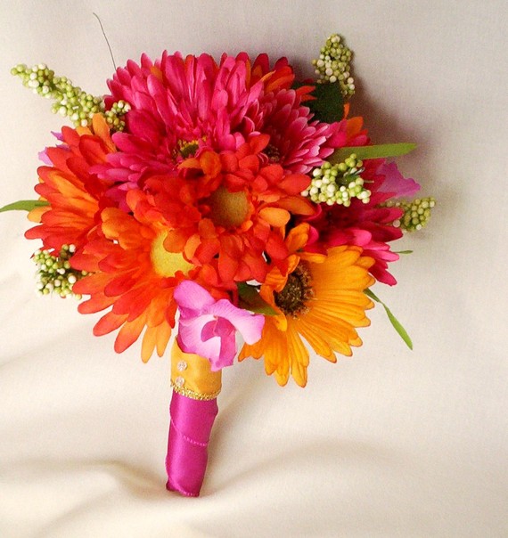  bouquets with carnations daisies chrysanthemums orchids wedding