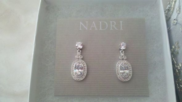 Show me your earrings?! : wedding earrings accessories 2011 04 29 13 53 21 649