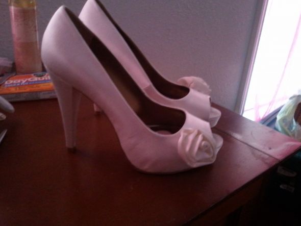 I wore them with my diamond white gown Only worn once 65obo White 