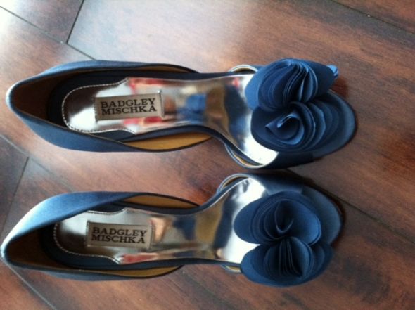 FOR SALE Badgley Mischka Randall Heels in Blue Satin wedding shoes blue 