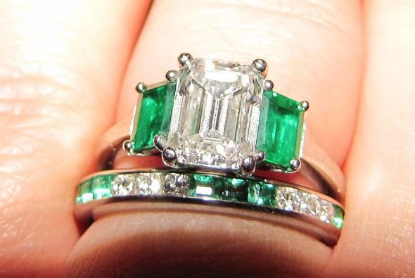 May I please see your 3 stone e-rings? :  wedding Band