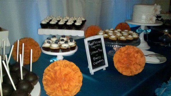 Pomander Balls :  wedding pomander ball kissing ball orange Dessert Bar 1