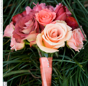 Pink wedding ideas :  wedding Roses  Orchids