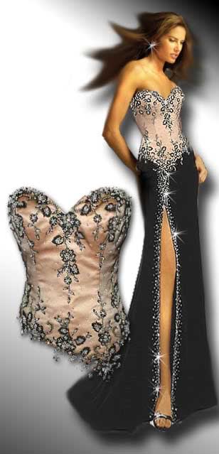 Not wearing a wedding dress. : wedding dress non traditional 0039