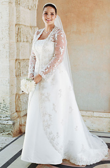 9v8835_davids_bridal_wedding_dress_primary.jpg