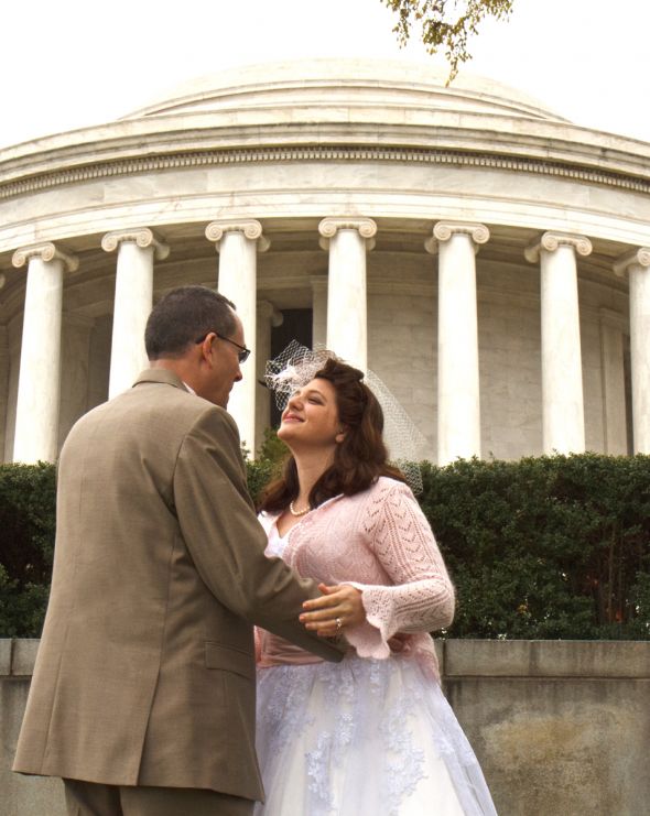 april 9th wedding -dc cherry blossoms - i survived (pro pic heavy) :  wedding dc wedding real pro jefferson memorial washington tea length cherry blossom Alter Kiss2small