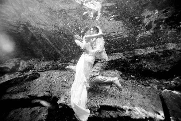 Favorite Trash the Dress Pic : wedding tdd trash the dress underwater black green ivory silver inspiration Wedding Pics 1099