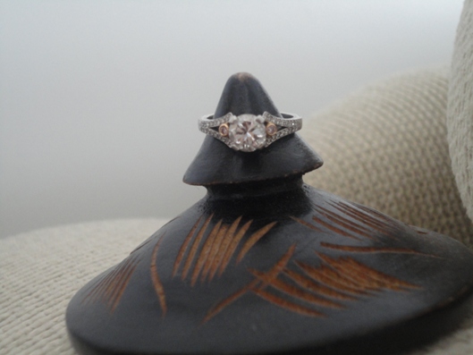 Show me your REAALLLLY Different E-Rings/Wedding Rings... :  wedding 098