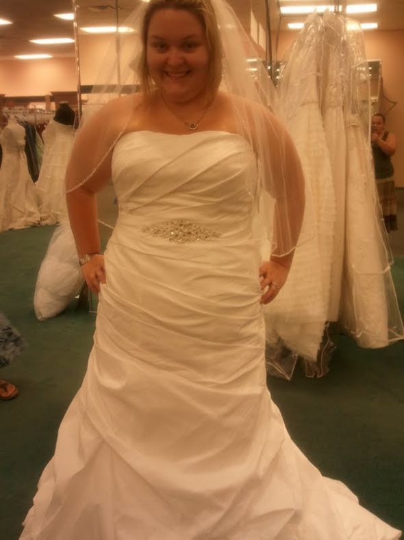 Got my Dress today!! :) : wedding plus size wedding dress Kristen