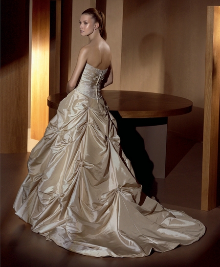 Ballgown Wedding Dress For Sale! Atelier Diagonal! :  wedding dress atelier diagonal 834 1 gown bridal sale white silver BackModel
