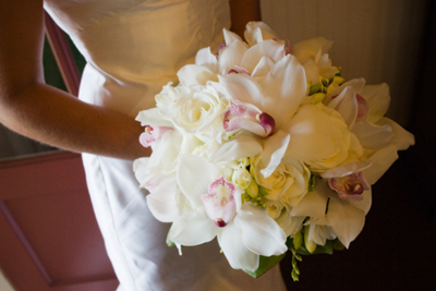 Help which bouquet??! :  wedding Amberb