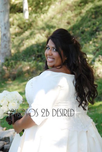 Show me your half up or all down hair photos! :  wedding half up 1 150236 168543256503422 107274262630322 431562 8141638 N
