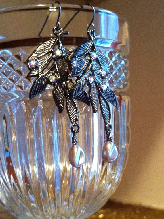Rhinestone  leaf earrings
