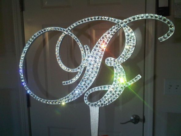  60 plus 5 to ship Paypal only please Rhinestone 