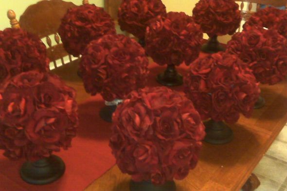 Red Rose Pomander Centerpieces wedding red rose pomanders centerpiece diy