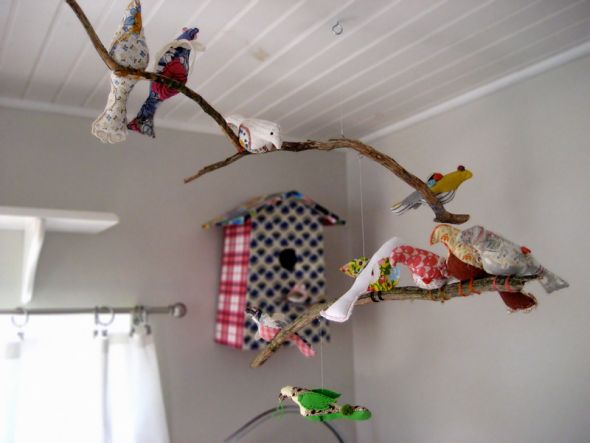 Nursery Themes : wedding Bird Mobile