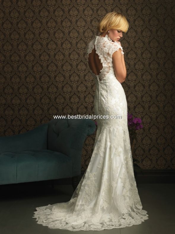 Dream dress vs THE dress... how the mirror changes things! :  wedding shopping anxiety choosing a style 8764back