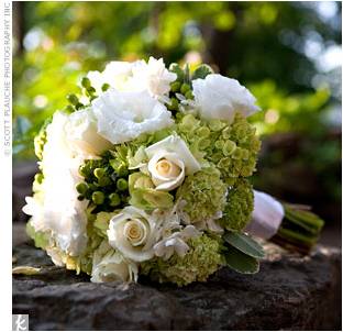White & Green Bouquet & Bout Inspiration? : wedding flowers inspiration white green bouquet Bouquet Weebly 2