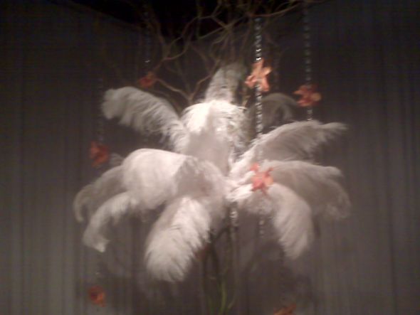 wedding centerpieces flowers feathers crystals IMG00172 