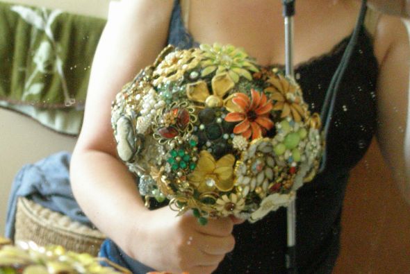 Brooch Bouquet Questions?!? :  wedding brooch diy questions bouquet P3130674
