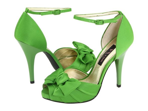  picture to come Heels Green Size 8 60 White Black 