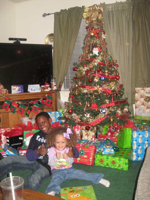 Spinoff: Share your Christmas pictures! :  wedding IMG 2852