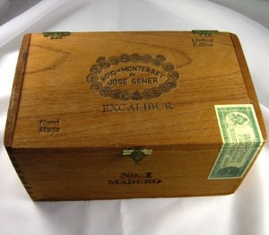 Not inspired by any card box options. What did you use? :  wedding AAAADIKn420AAAAAALHX2g