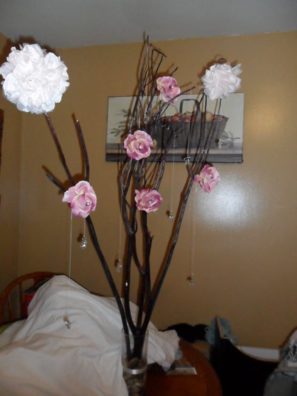diy centerpiece! :  wedding diy centerpiece tissue pomander SAM 0723