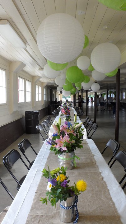 Green and white paper lanterns! :  wedding paper lanterns decor rustic barn green white reception decoration 263444 904972380987 5610643 42653282 7642816 N