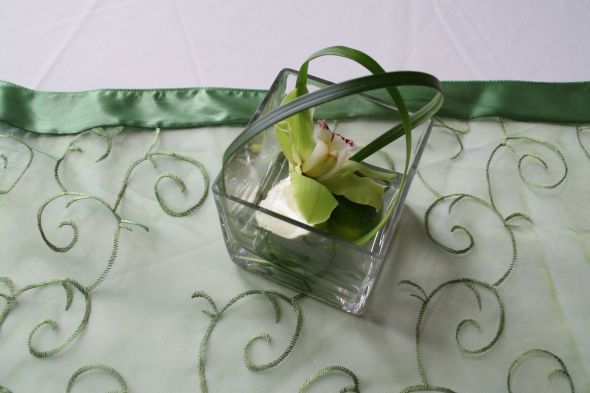 How much did you spend per centerpiece wedding Small Table Centerpiece