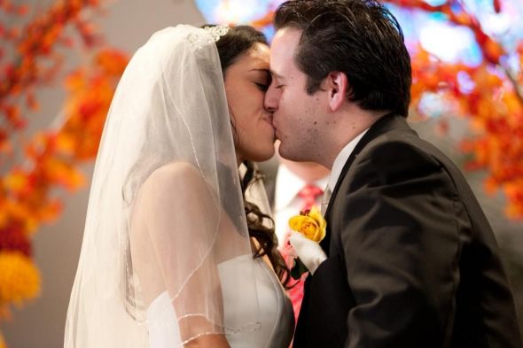Married Bees, What was your favorite-least expensive thing you bought? : wedding diy flowers wedding day 312712 2573726749095 1432090349 2948388 905187400 N