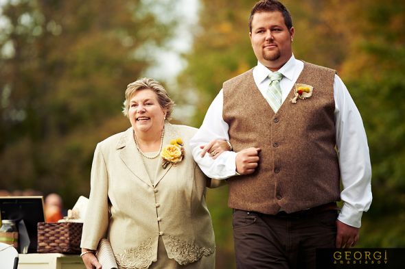 My 9/24/2011 DIY Farm Wedding! Recap 2: Ceremony + Reception Photos (pic heavy) :  wedding pro pic 1 recaps pictures farm rustic philadelphia 574 LeeAnn Ryan 20110924