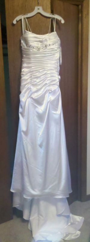 Perfect Old Hollywood Wedding Dress. Make me an offer!!! : wedding white silver ceremony dress 2101 5