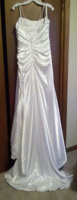 Perfect Old Hollywood Wedding Dress. Make me an offer!!! : wedding white silver ceremony dress 2101 6