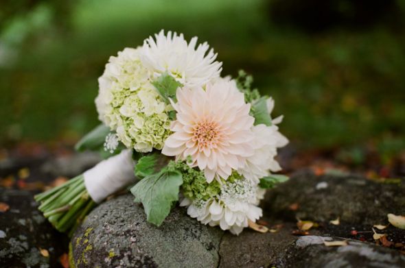 How much did you spend on flowers? : wedding Dahlia Bouquet
