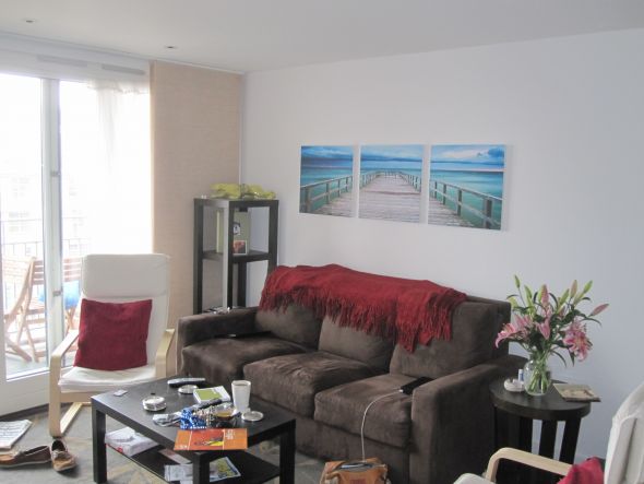 Show me your living rooms for inspiration or help me out :  wedding IMG 1282