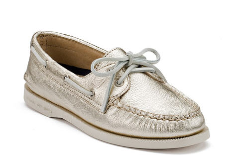 Tell me your favorite pair of flats :  wedding Sperry Gold